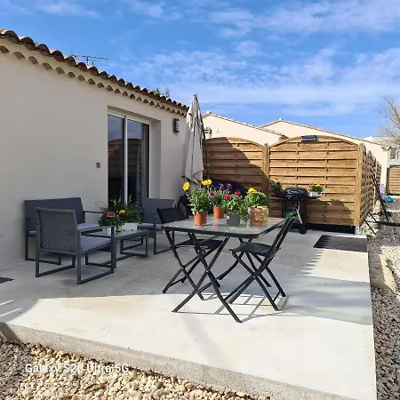 Apartment Mas Gabelys Superbe Vue Sainte Victoire Jardin Terrasse Et Piscine Trets